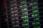 如何判斷熱卷期貨所屬板塊？所屬板塊對(duì)其價(jià)格有什么影響？
