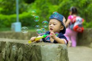 兒童游戲，一個(gè)讓孩子健康成長的天地，促進(jìn)兒童健康成長，全面了解和探索適合孩子的游戲玩法