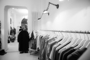 免費試玩的服裝游戲，為你的衣柜增添新的魅力，2023年最新服裝游戲推薦，讓您的衣柜煥發(fā)生機