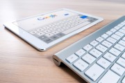 谷歌相似網(wǎng)站插件是一種用于管理Google Search與其它搜索引擎之間關(guān)聯(lián)的工具。它是Google的一種特性，可以讓用戶更容易地找出其他網(wǎng)站的相關(guān)信息，從而提高搜索結(jié)果的質(zhì)量和準(zhǔn)確性。，谷歌相似網(wǎng)站插件，連接和增強(qiáng)您的Google搜索結(jié)果