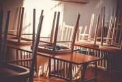 夢(mèng)回故里，老師家訪，夢(mèng)回故里，重溫老師家訪的溫暖時(shí)刻