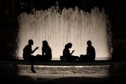 夢到別人給我發(fā)紅包的奇幻之旅，夢到他人發(fā)紅包的奇幻之旅