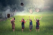 爆竹聲聲夢(mèng)中的奇妙之旅，爆竹聲聲，夢(mèng)中的奇妙之旅