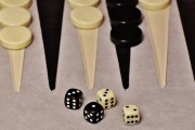 海量五子棋游戲盡在手機(jī)上，只需一部手機(jī)，隨時隨地享受五子棋的樂趣！