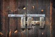 夢(mèng)到家里被偷的深度解析，夢(mèng)到家里被偷的深度解析