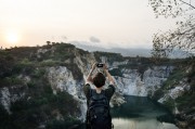 游戲界的黑洞，探索旅行游戲的免費世界，探索與挑戰(zhàn)，自由的世界在免費游戲中等待你